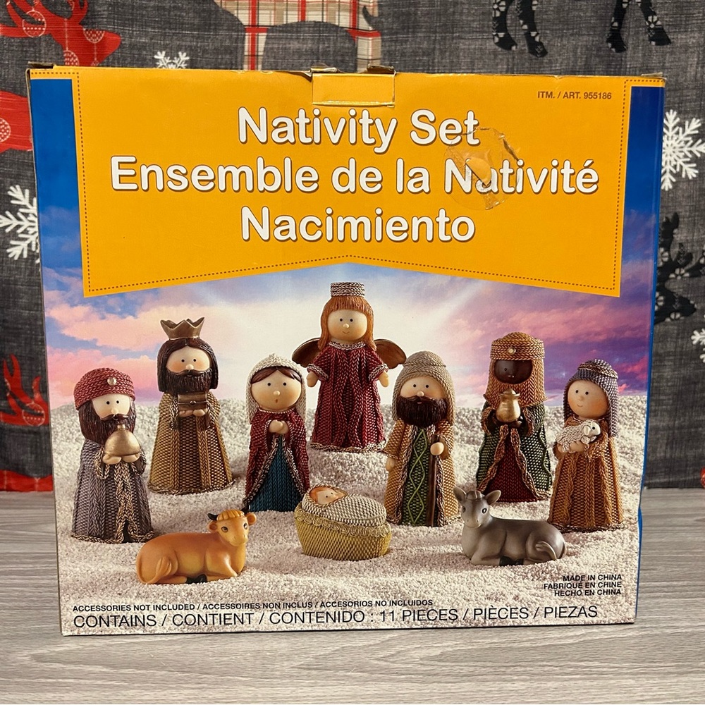 Nativity set